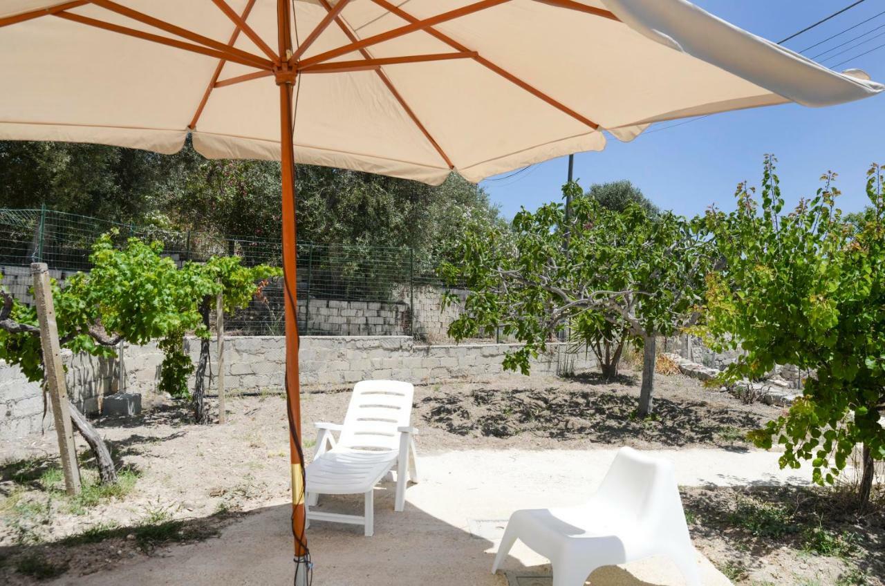 Jardinu Guest House Noto Ngoại thất bức ảnh